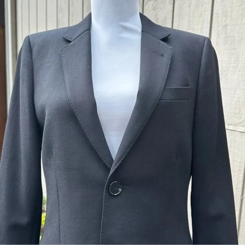 DONATED J. Crew Ludlow Blazer in Wool Twill - Picture 2 of 7